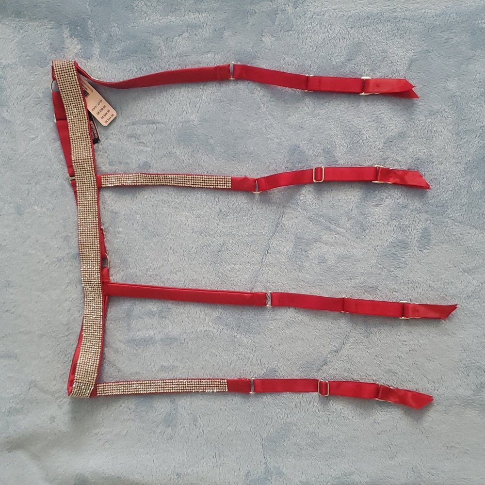 Victoria’s Secret Garder Belt Sz XS / S